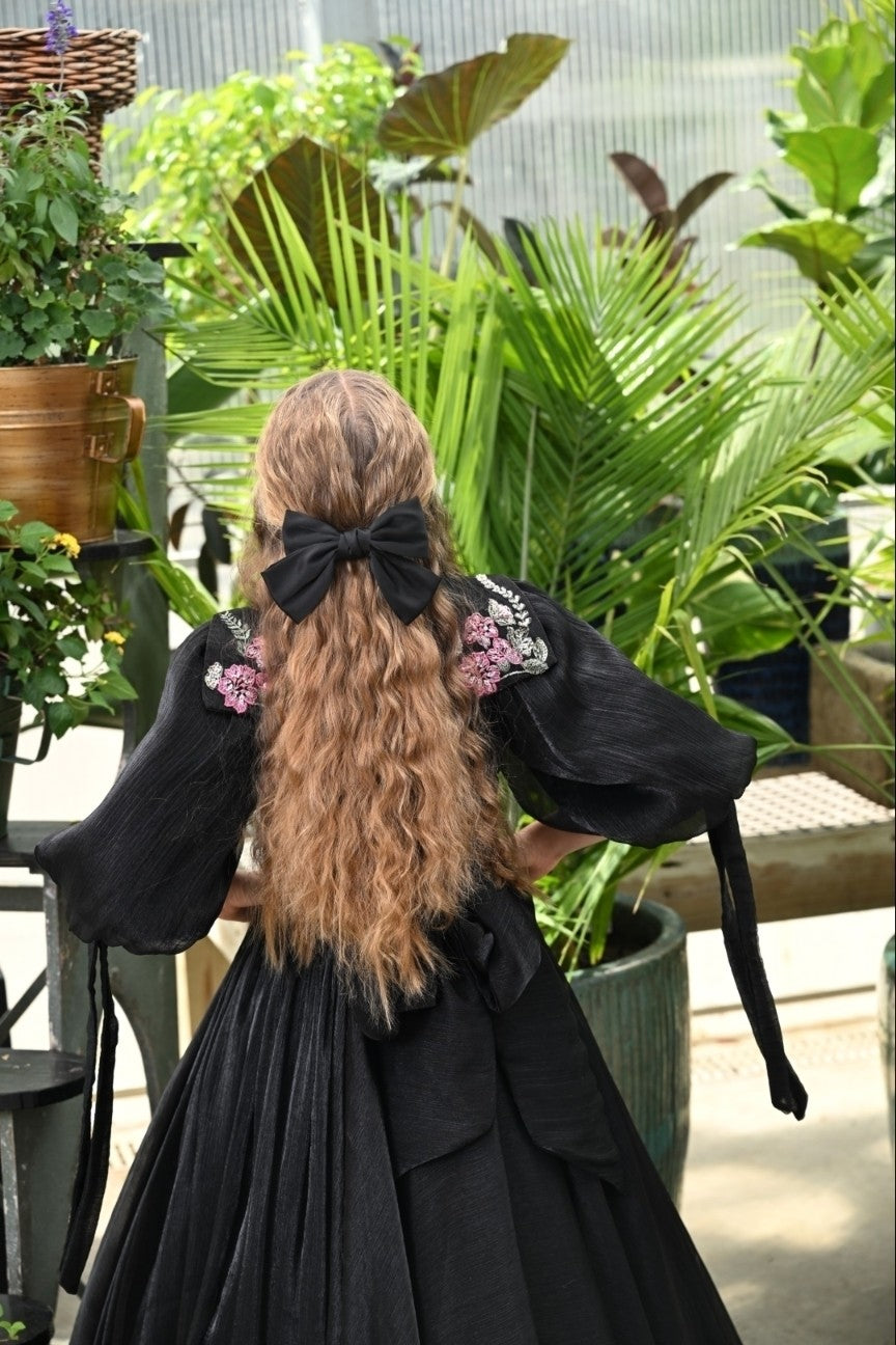 Black Floral Square Collar