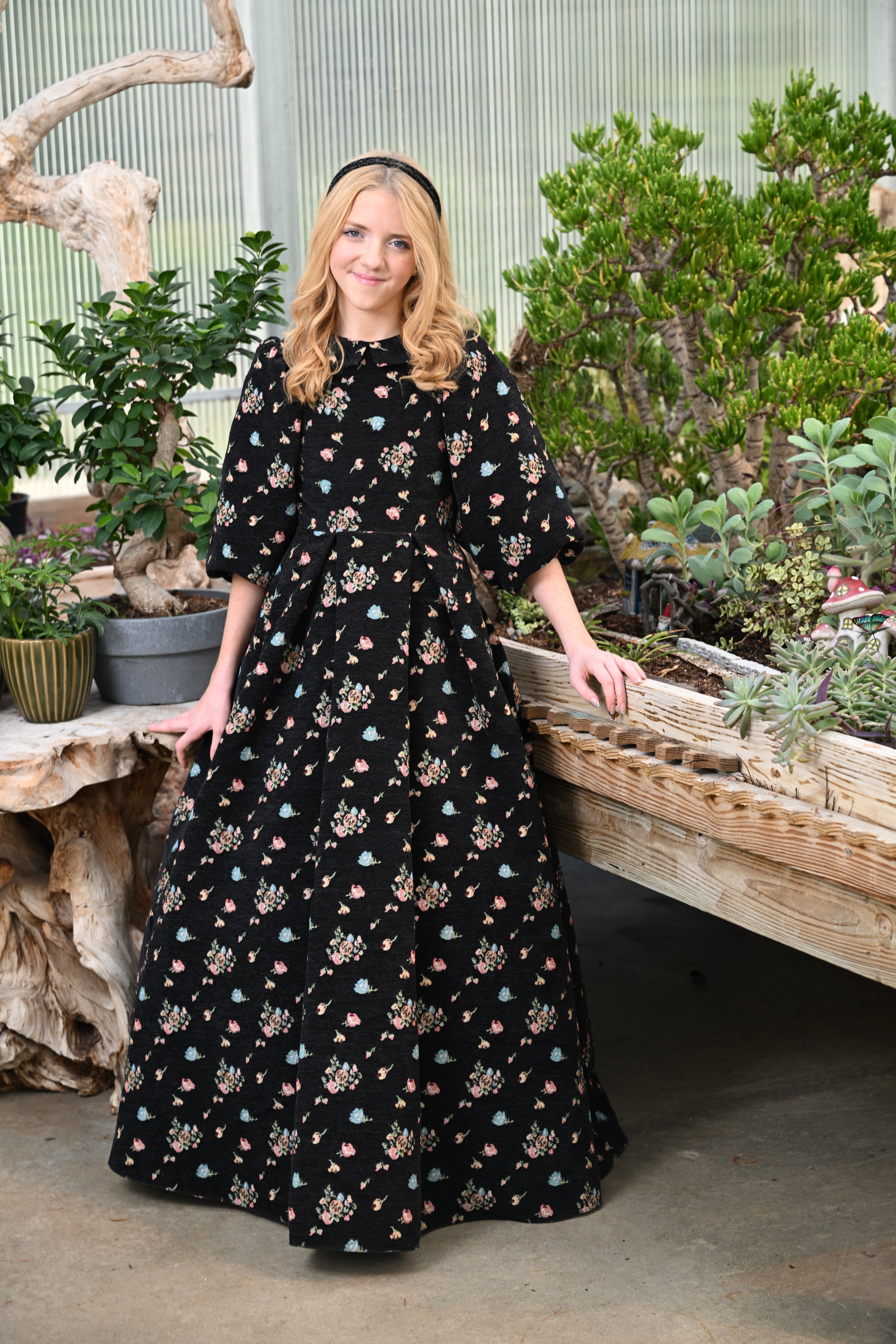 Black Garden Brocade Teen