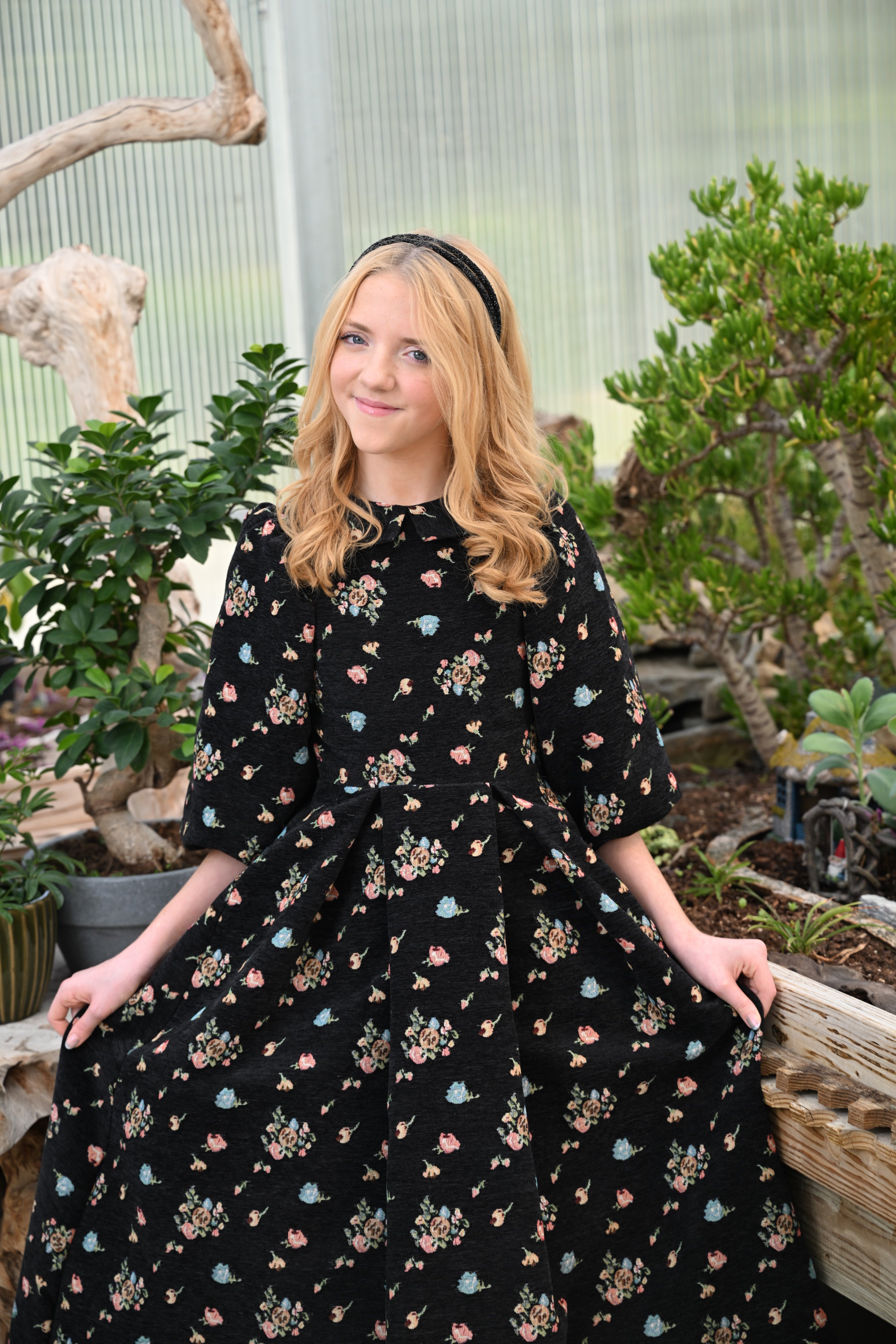 Black Garden Brocade Teen