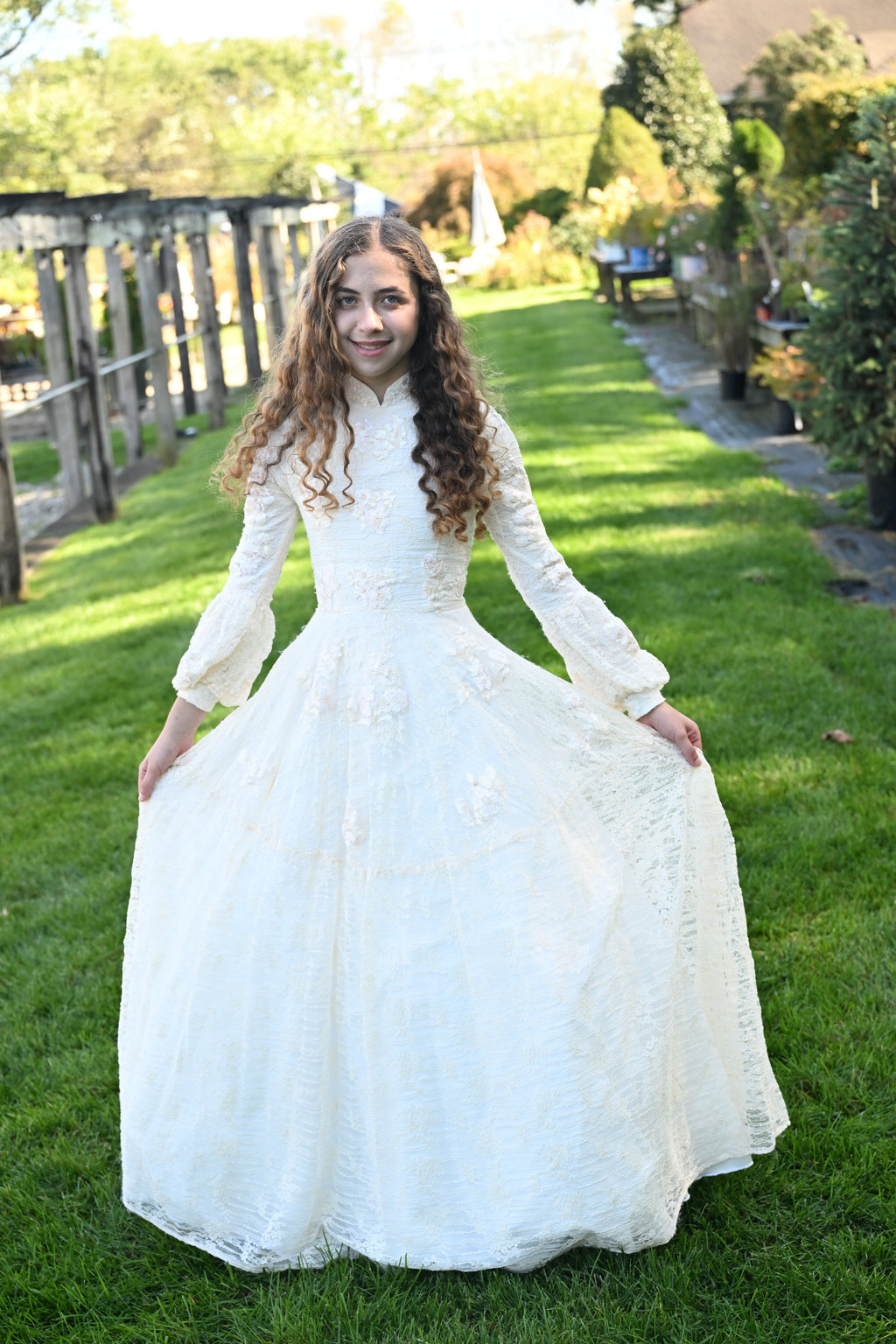 Cream Lacebloom Teen