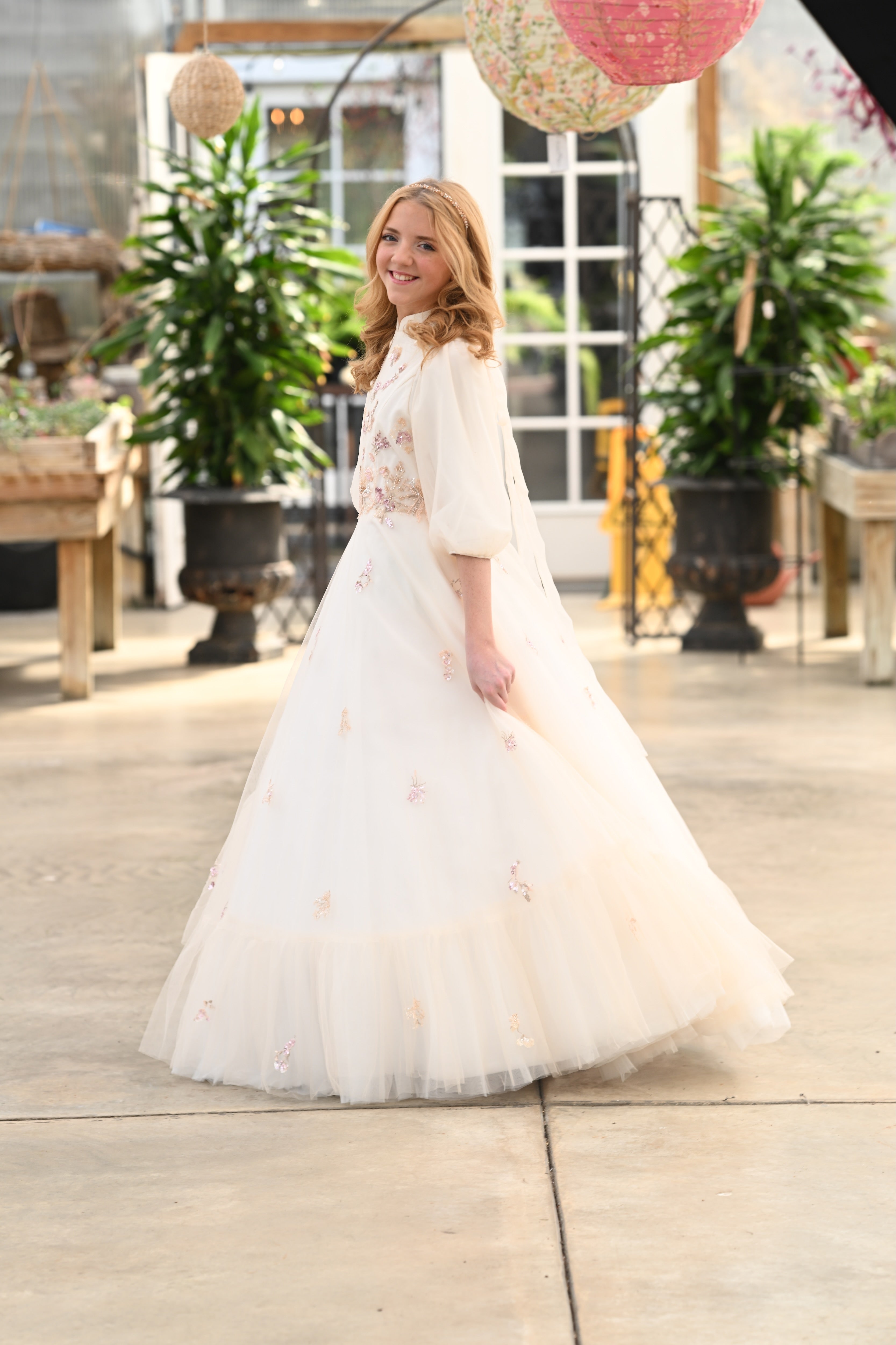 The Champagne Sparkle Fade Teen