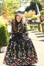 Black Dainty Daisy Teen