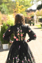 Black Dainty Daisy Teen