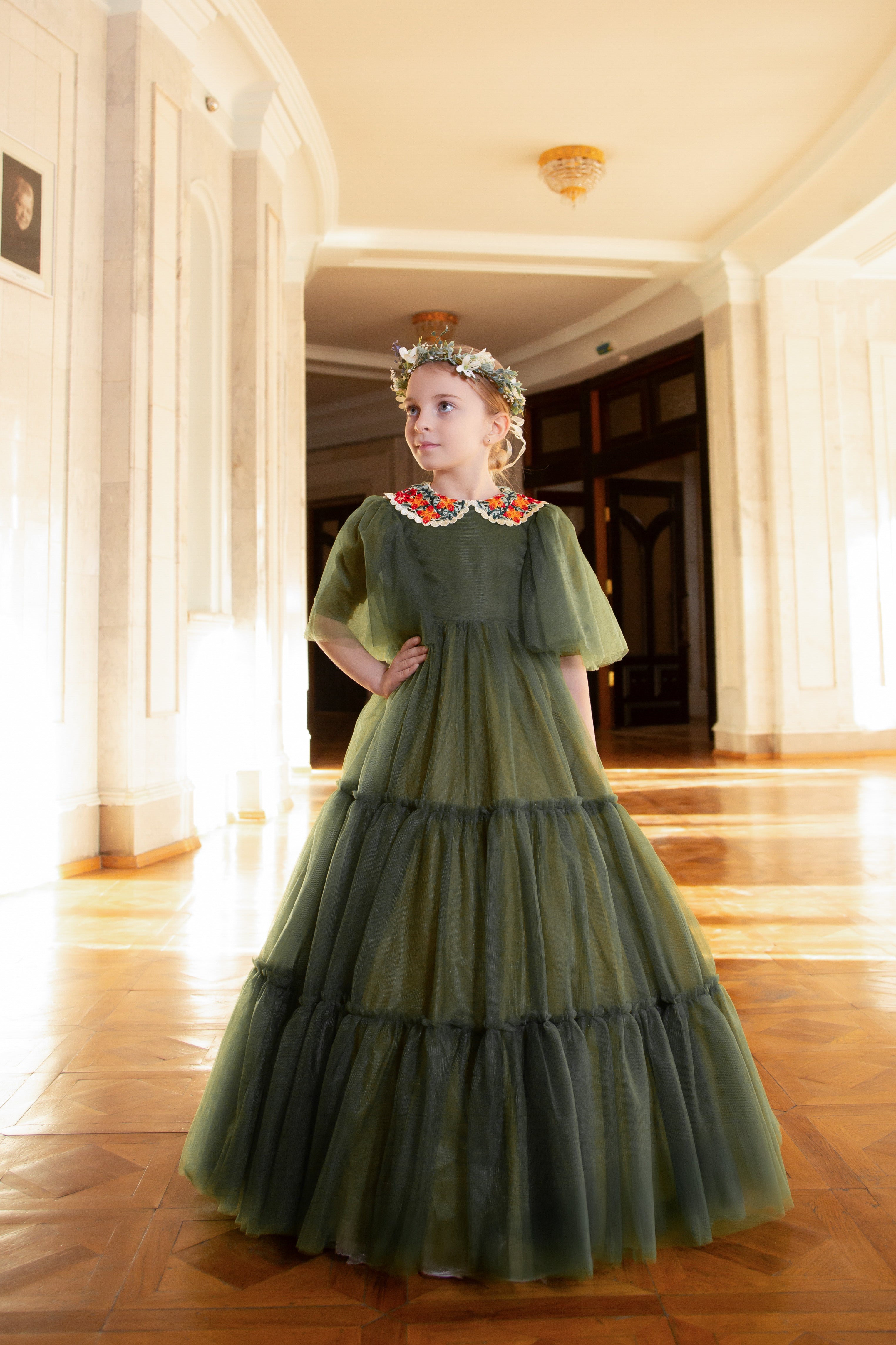 Olive Green Basic Tulle – Papillon Gowns