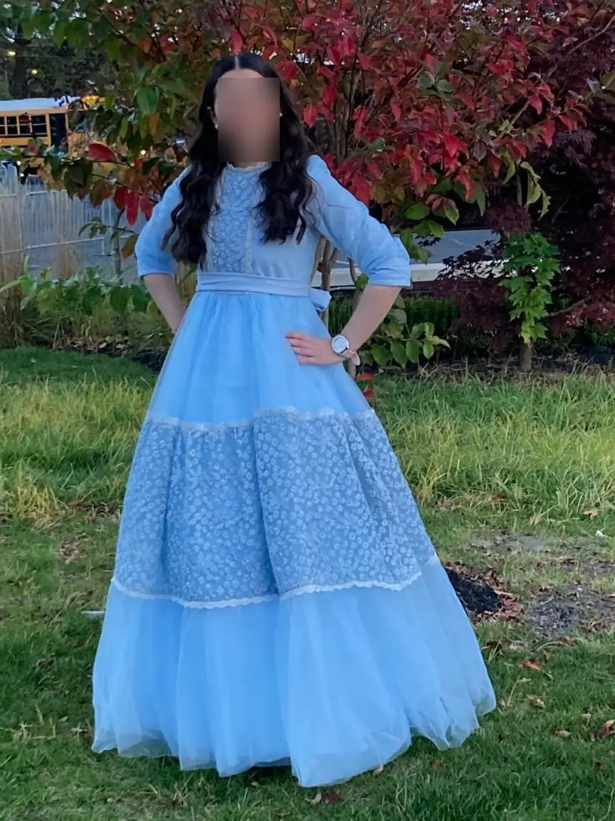 Customer Picture Of Teenage Gowns